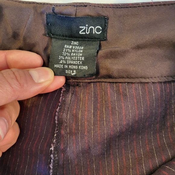 Zinc Women’s Pinstripe Pants Maroon Sz 5 With Red, & Gold/Yellow Stripes - Picture 6 of 8